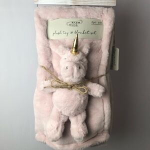 Warm Hugs Pink Unicorn Plush Toy & Blanket Set